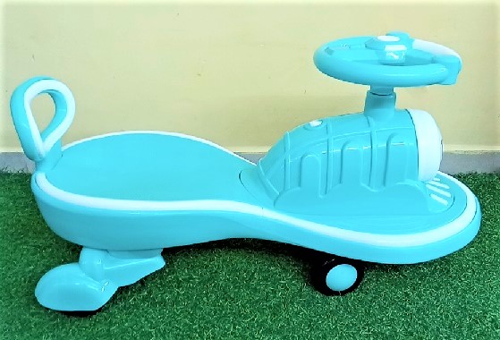 TWISTER SWING CAR LIGHT BLUE