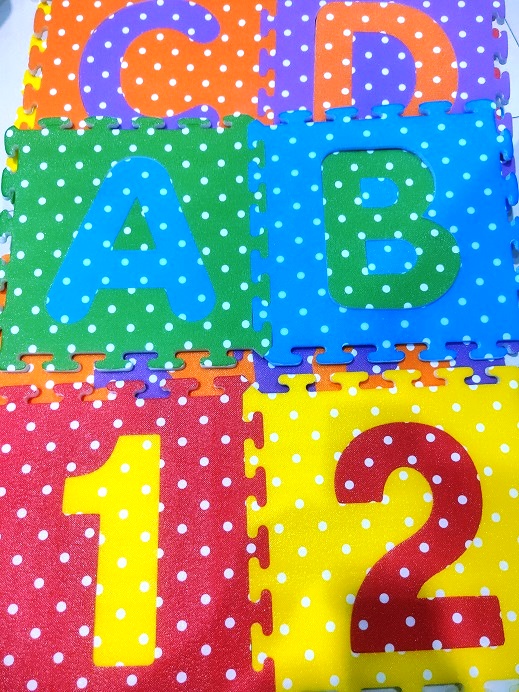 FOAM ALPHABET AND NUMBER sparkle