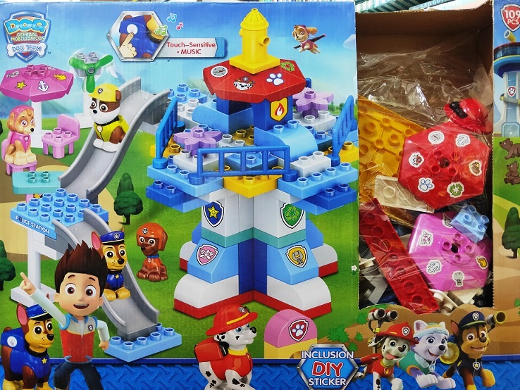 PAW PATROL DOG TEAM BLOCKS PUP & BADGE